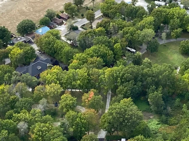 Vue aérienne du domaine en bordure du lac
